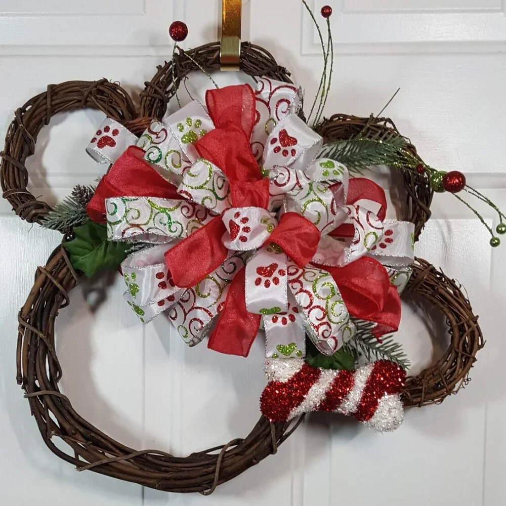 Holiday Dog Wreath, Holiday Dog Paw‎ Wreath, Christmas Grapevine Dog Wreath
